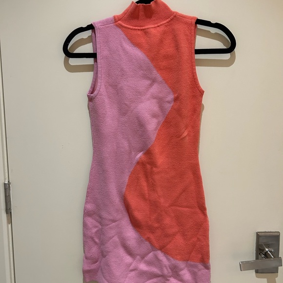 FORE Yin Yang Dress - Picture 3 of 4